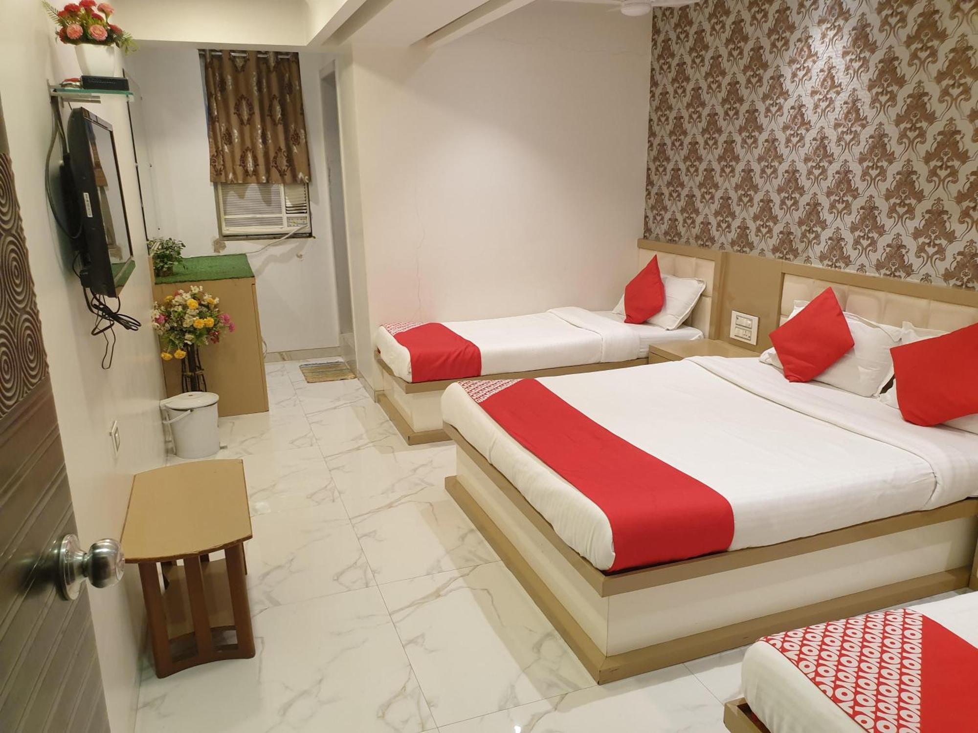 Hotel Gulf Bombay Eksteriør billede