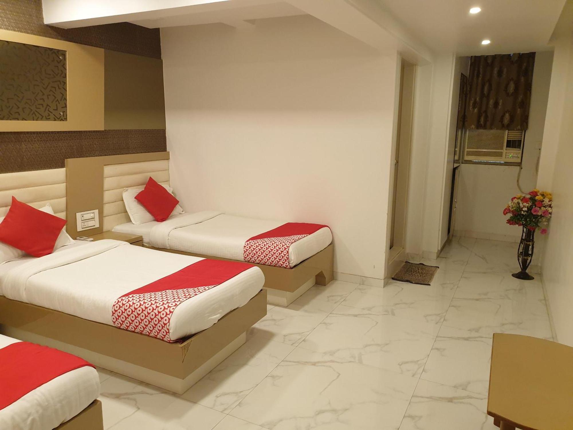 Hotel Gulf Bombay Eksteriør billede