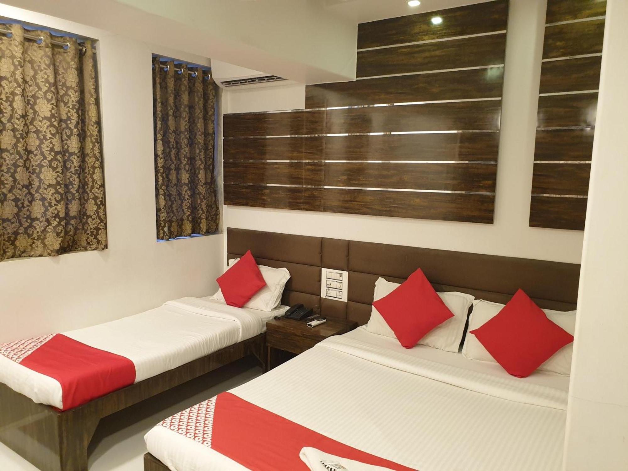 Hotel Gulf Bombay Eksteriør billede